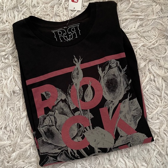 Men’s Rock Revival 🌹 Tee. XL - Picture 9 of 9